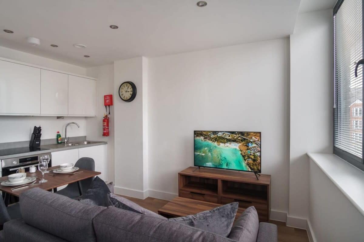 Stay Zeni, Alexandra Rise Manchester Chic Studio ภายนอก รูปภาพ